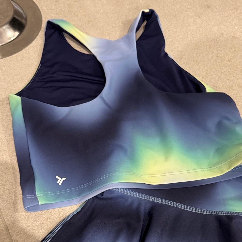 Old Navy Active Powersoft Blue yellow green Tie Dye TANK SKORT Set Large 10-12 - Picture 4 of 8